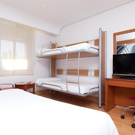 Gran Hotel Los Angeles Getafe Bagian luar foto