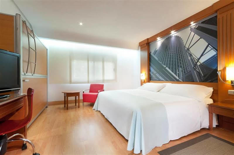 Gran Hotel Los Angeles Getafe Bagian luar foto