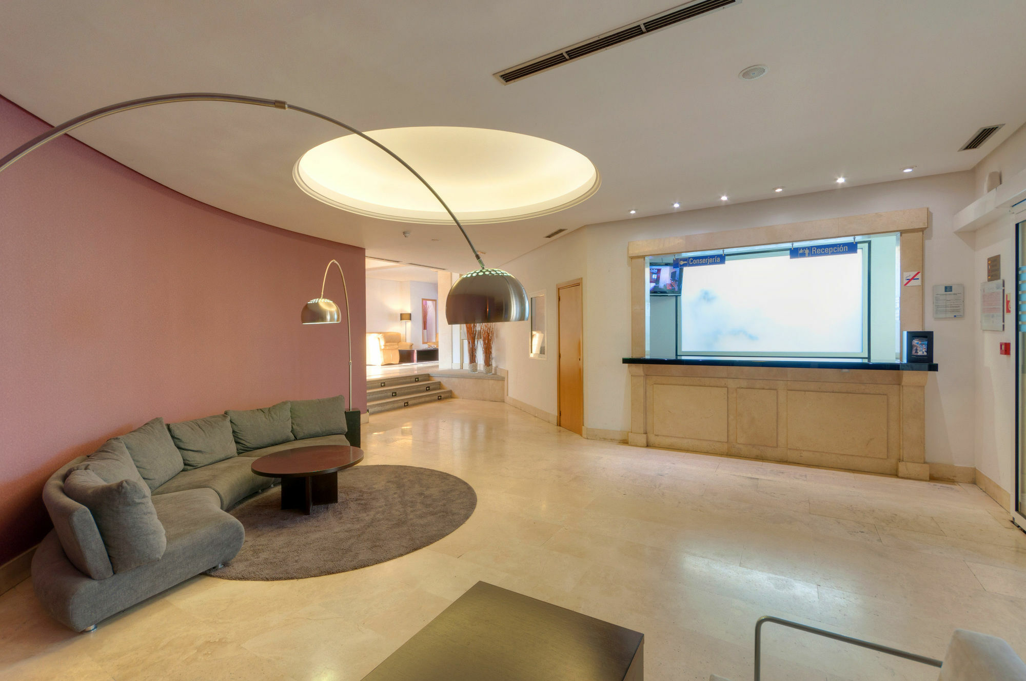 Gran Hotel Los Angeles Getafe Bagian luar foto