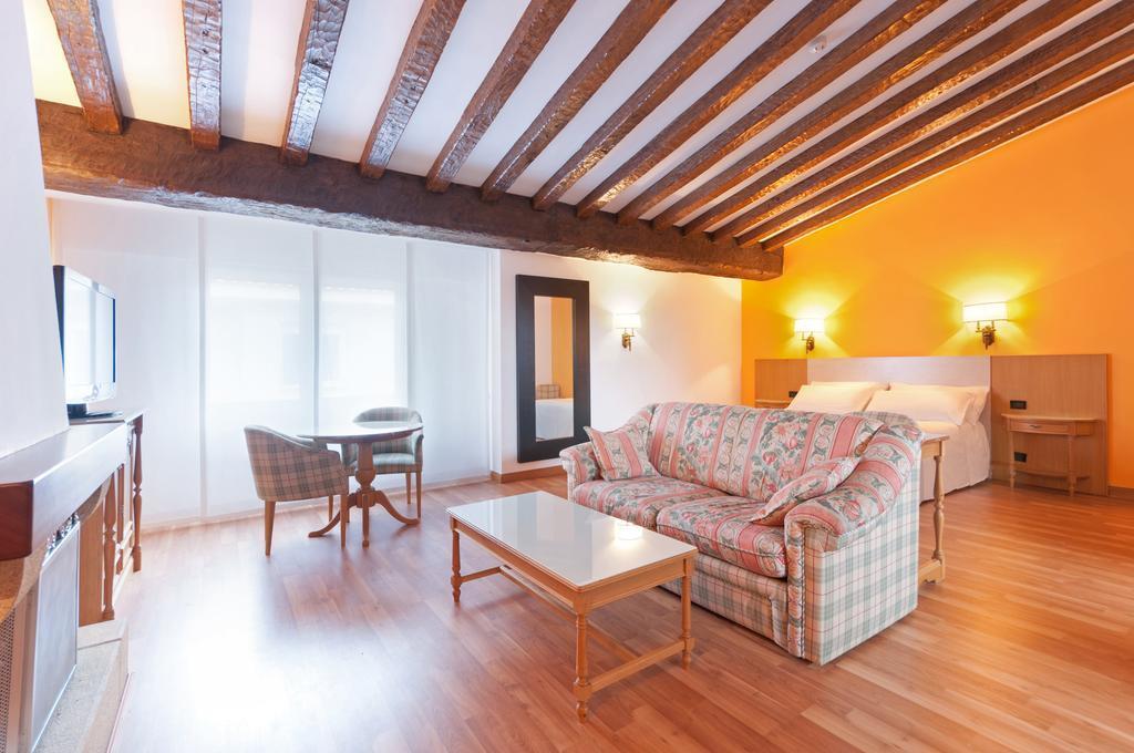 Gran Hotel Los Angeles Getafe Ruang foto